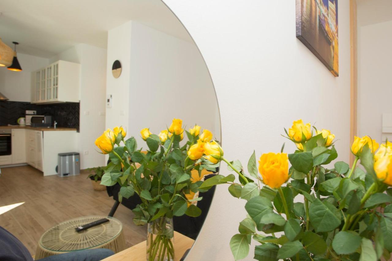Studio And Hot Tub Split Bagian luar foto