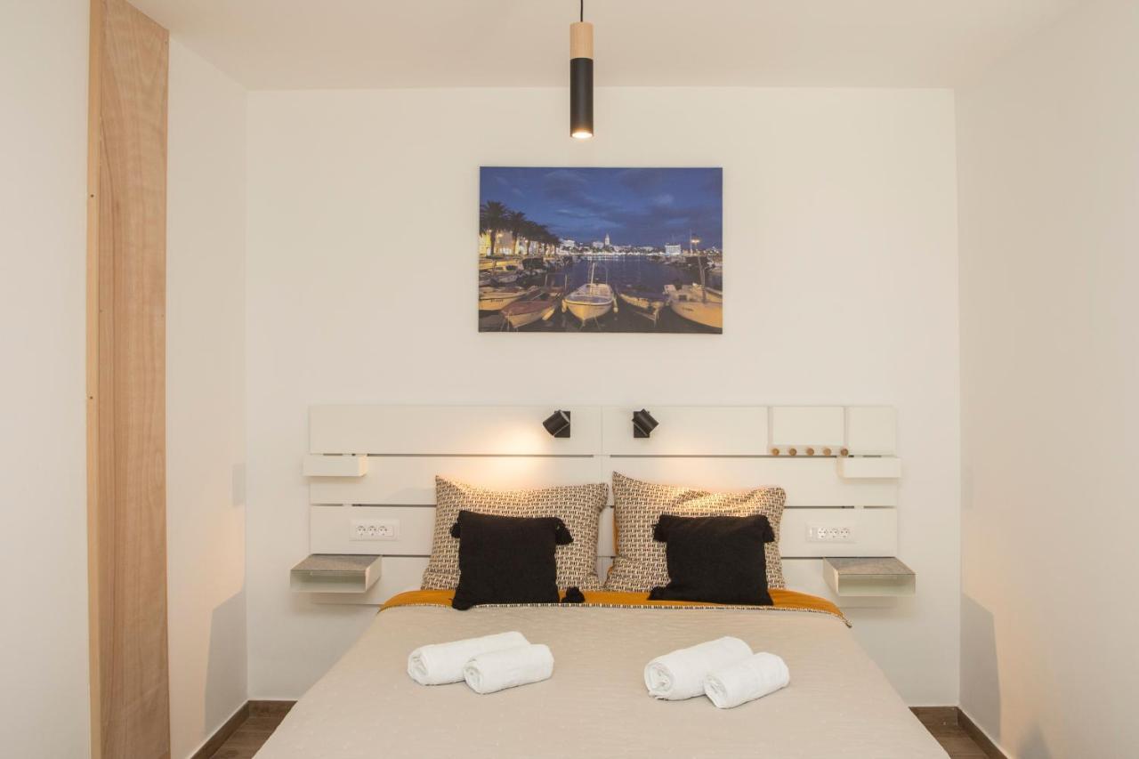 Studio And Hot Tub Split Bagian luar foto
