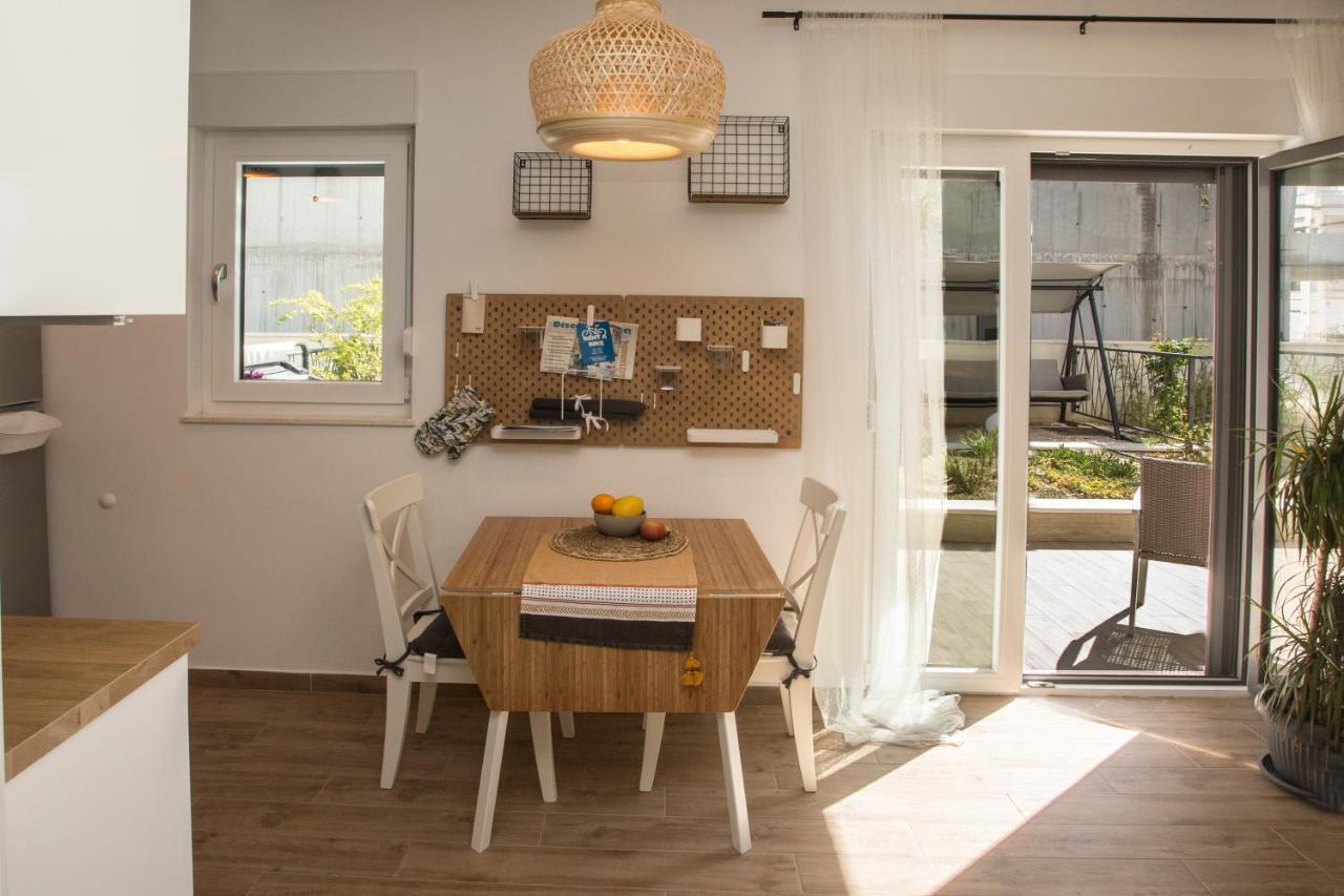 Studio And Hot Tub Split Bagian luar foto