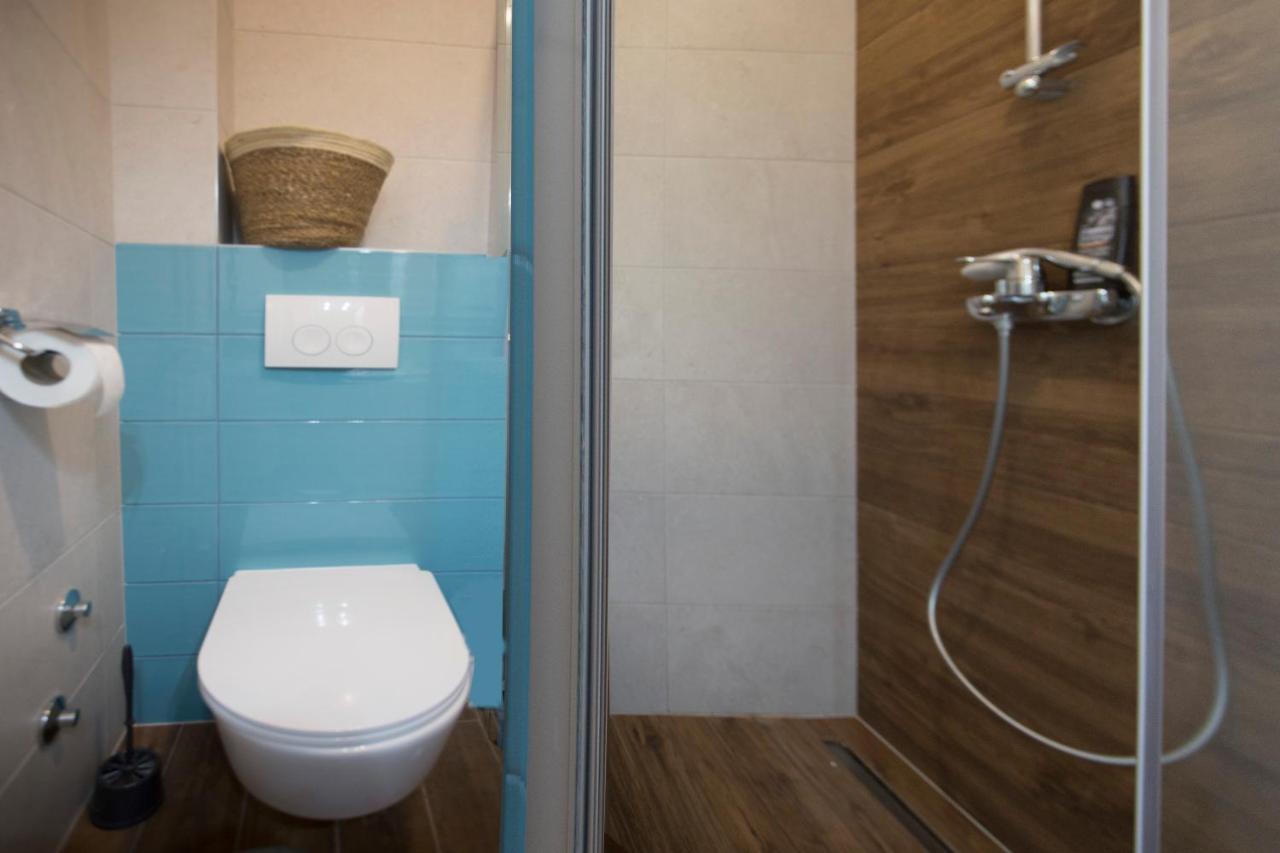Studio And Hot Tub Split Bagian luar foto