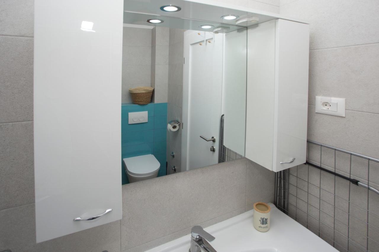 Studio And Hot Tub Split Bagian luar foto